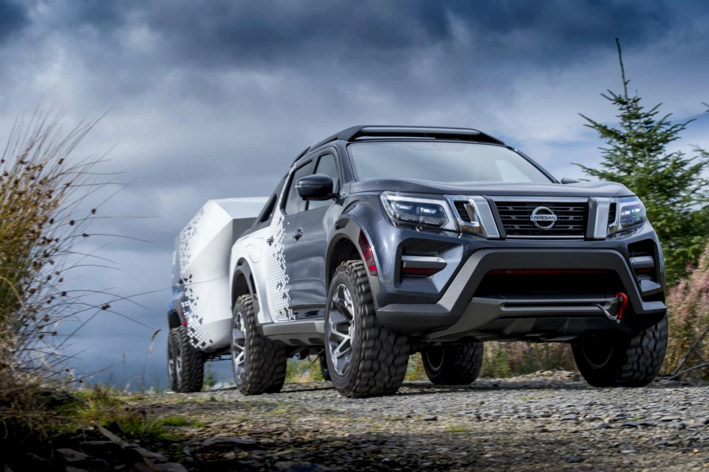 Both the Navara and trailer wear off-road tires, helping them navigate rough ground to get to distant dark sky places