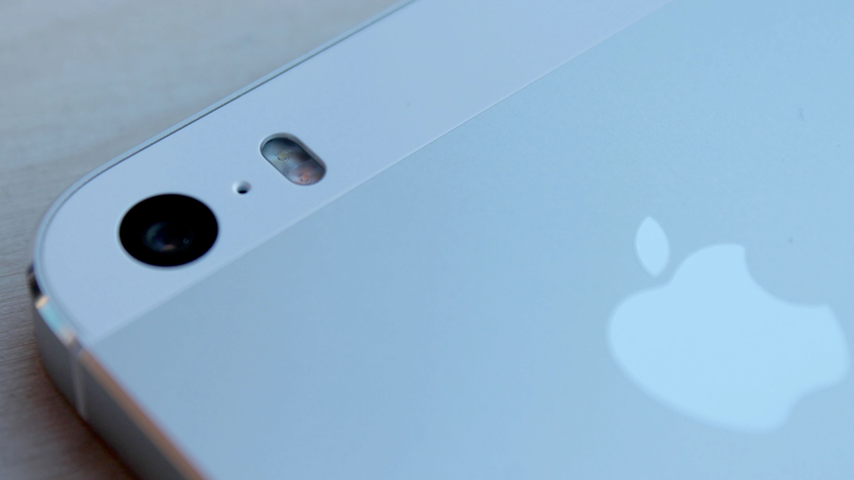 The iPhone 5s' camera has a dual-LED flash