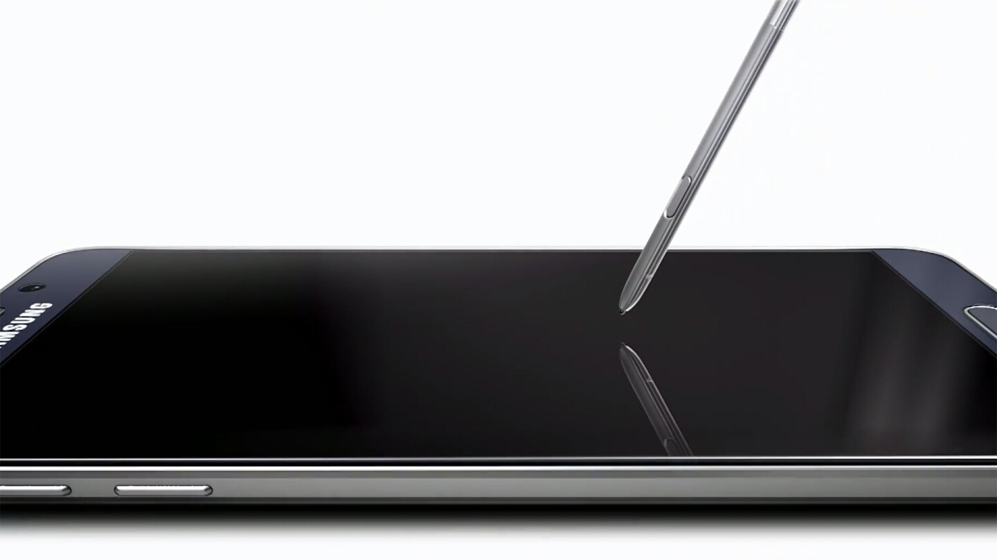 Running on the latest 5.1.1 Lollipop version of Android, the Note 5 packs the same 5.7-inch Super AMOLED 2,560 x 1,440 display as the Note 4