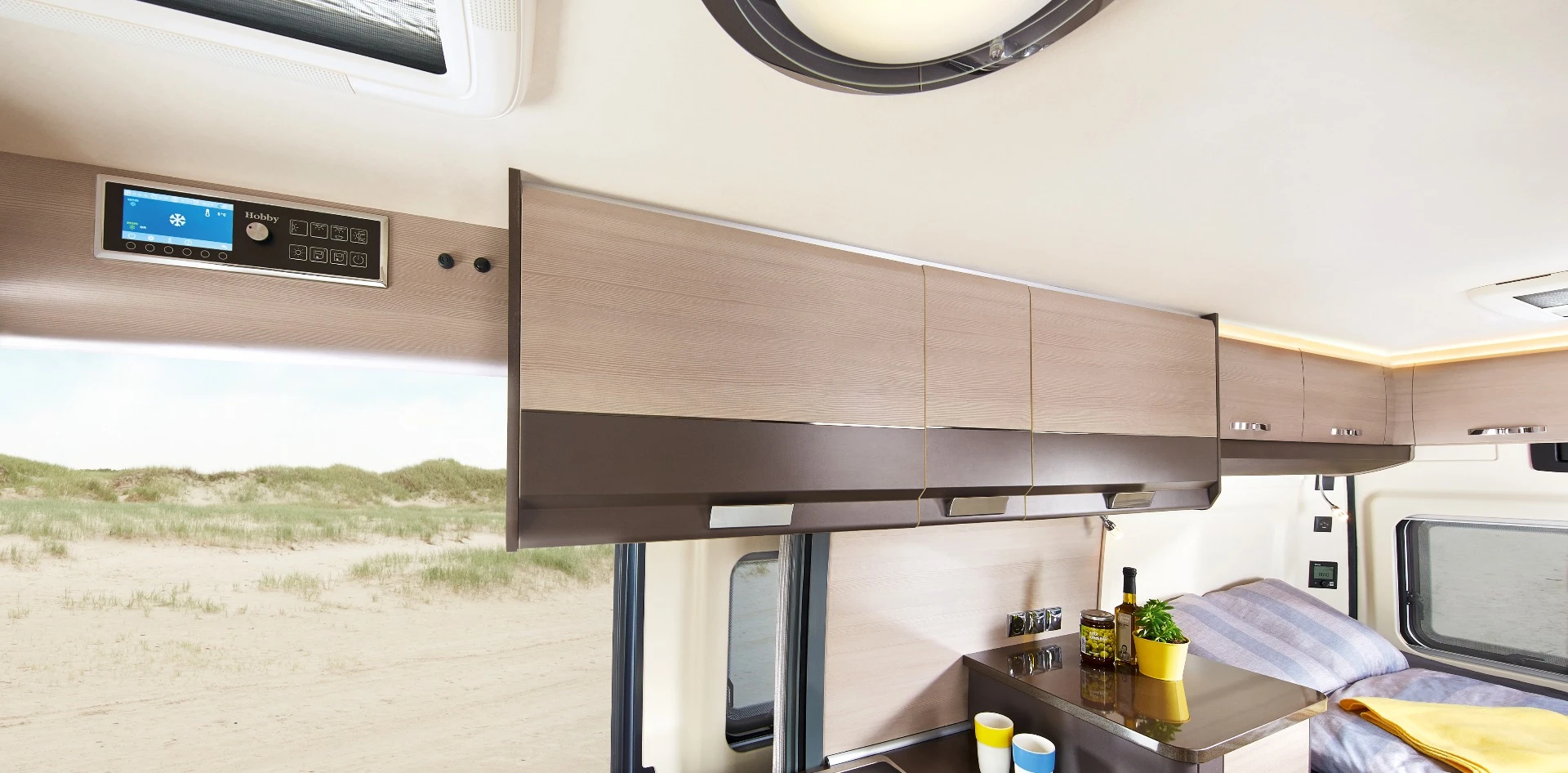 The SlimLine fridge offers 90 L of space, which is actually larger than the standard fridges on the 2016 Vantana