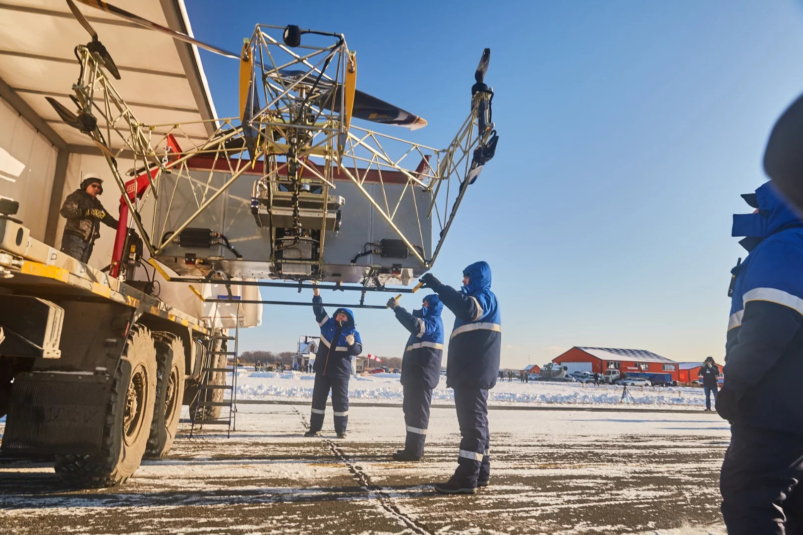 The Skyf drone is built to marry the brute and endurance of gasoline engines with the responsiveness and maneuverability of electric motors