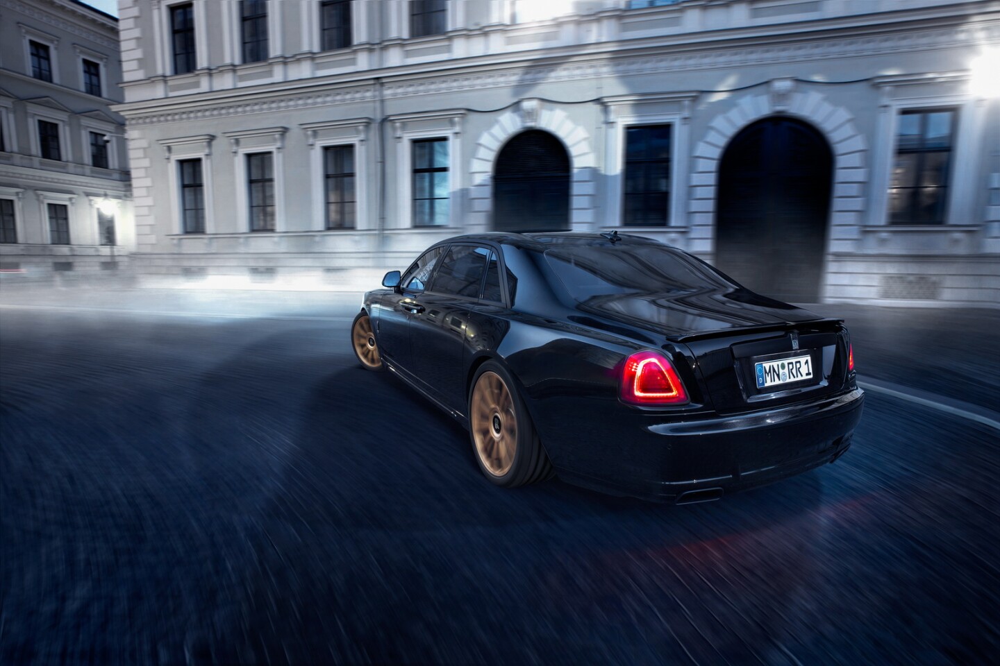 The SPOFEC Black One is a mod package for the Rolls Royce Ghost Series II