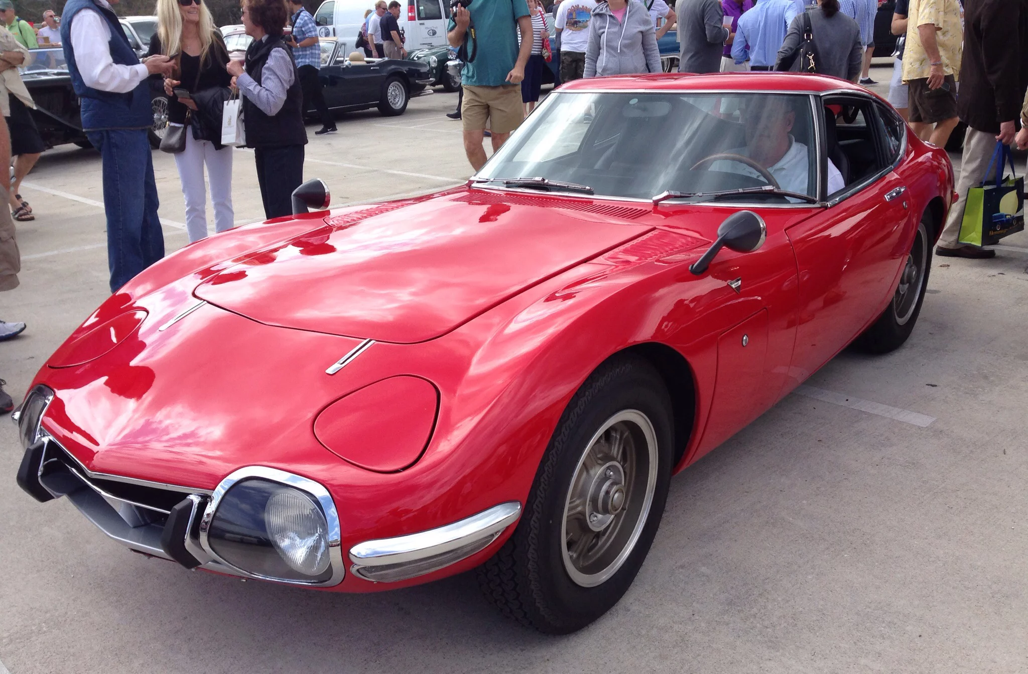 This 1968 Toyota 2000GT was estimated to sell for $900,000 - $1,100,000 and sold for $880,000Official Auction Page(Photo: Somer Hooker/Gizmag.com)