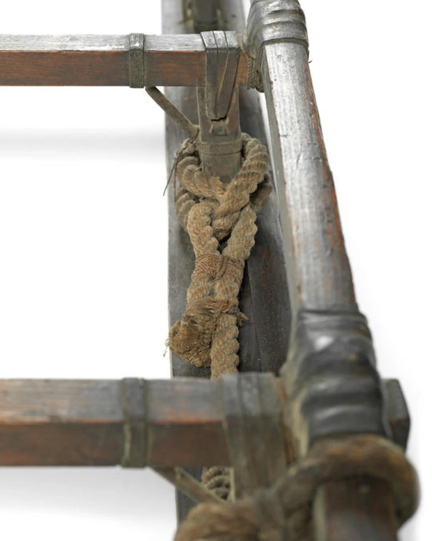 The sledge and its fittings