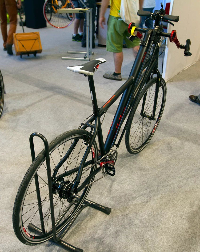 The new fast touring Varibike rear view