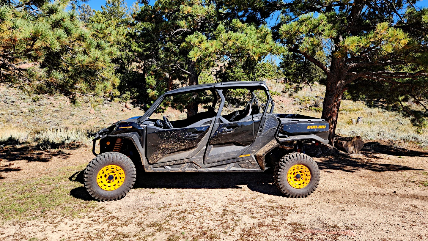 The Can-Am Commander Max XT-P has a tow rating of 2,000 pounds and a cargo rating of 600.