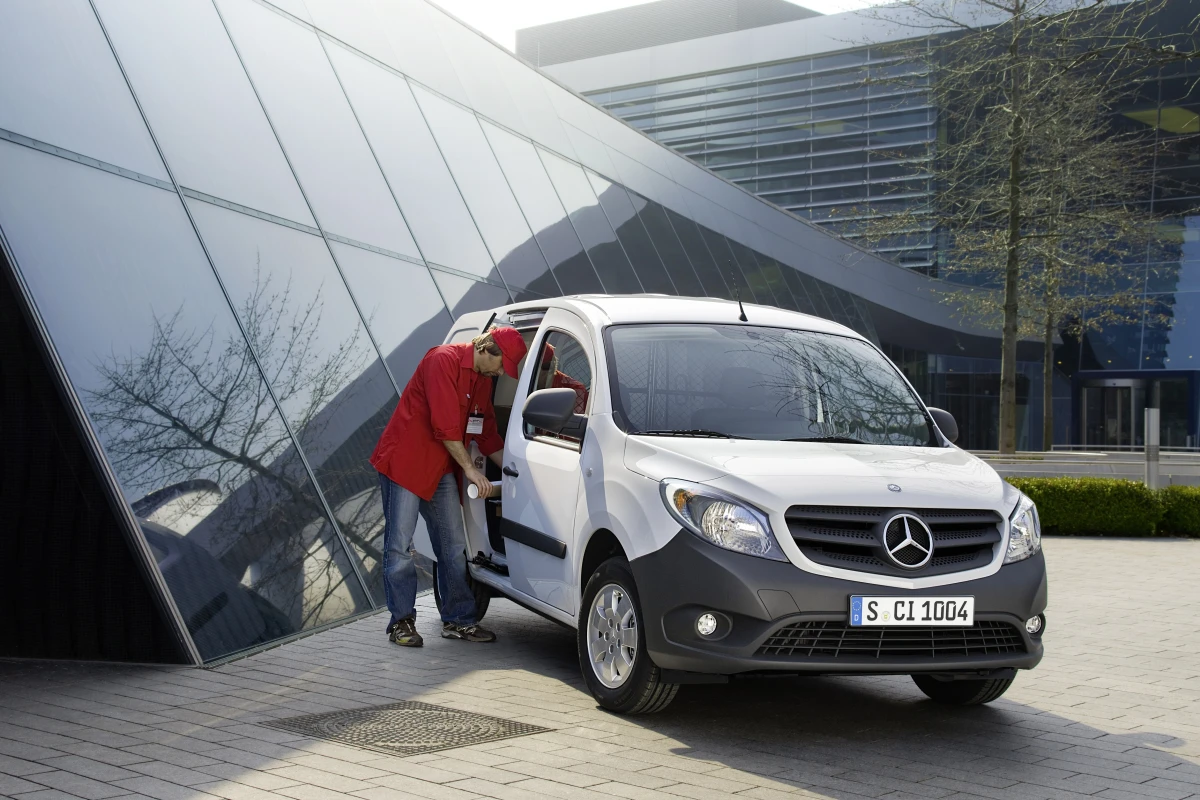 Mercedes-Benz aims to complete its delivery van range with the launch of the urban-oriented Citan