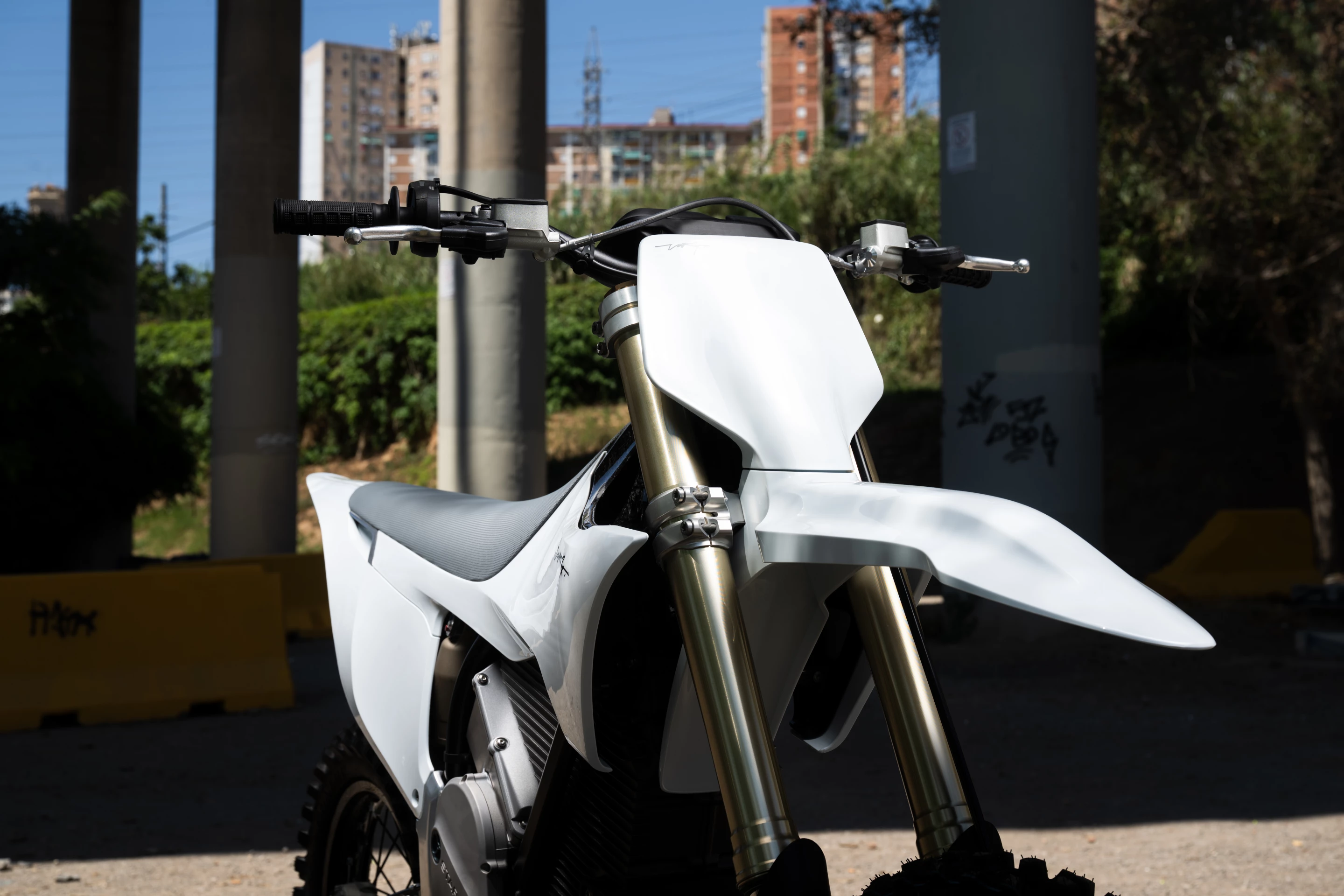 The original motor stays put