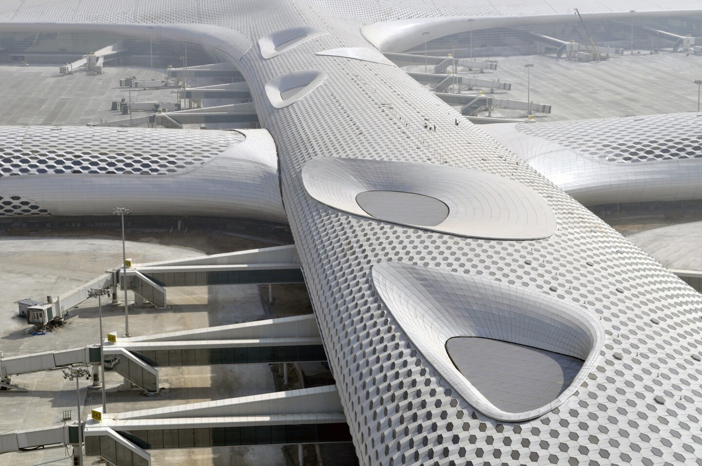 Shenzhen Bao'an International Airport Terminal 3, designed by Studio Fuksas (Photo: Studio Fuksas)