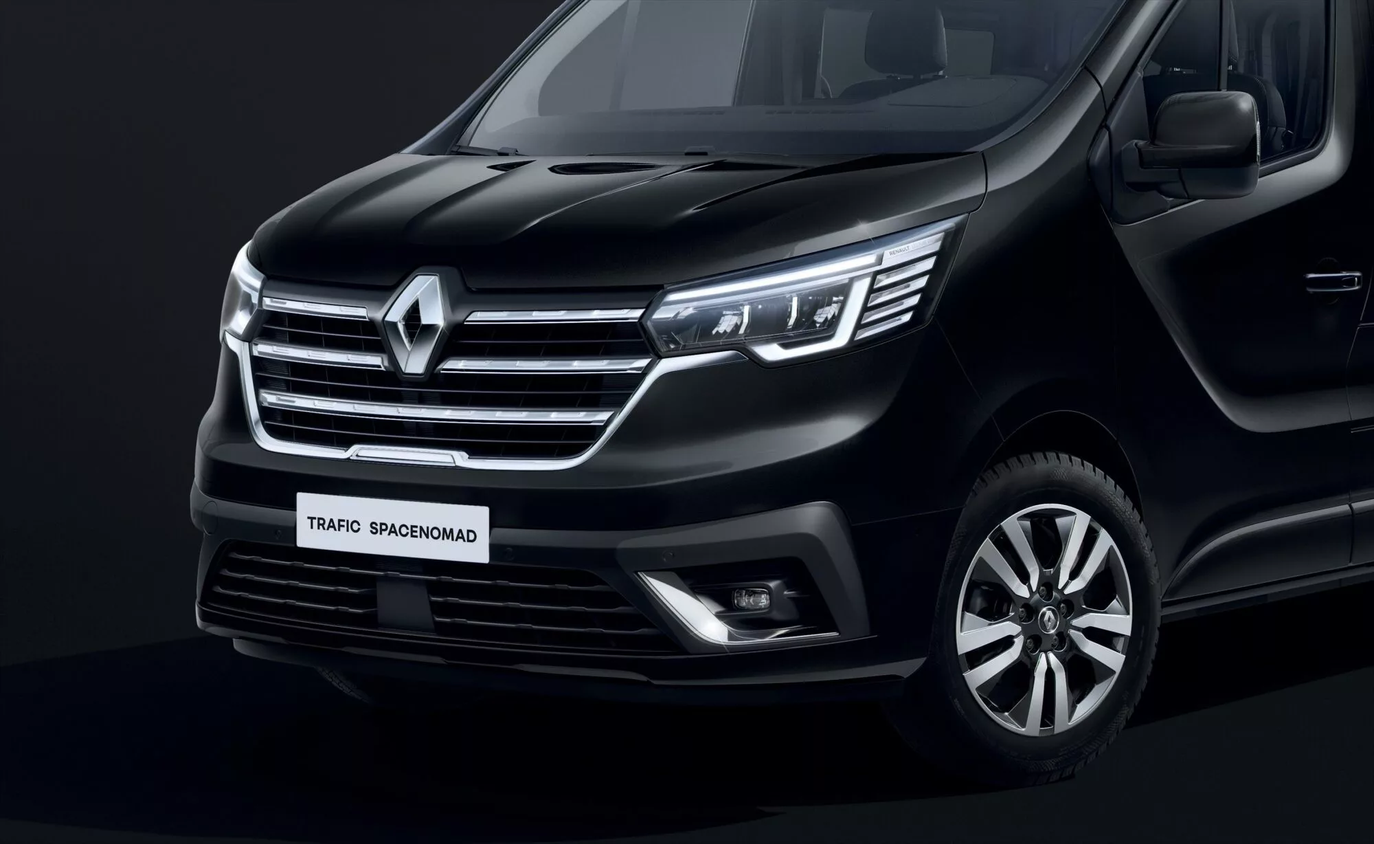 Renault offers several color options