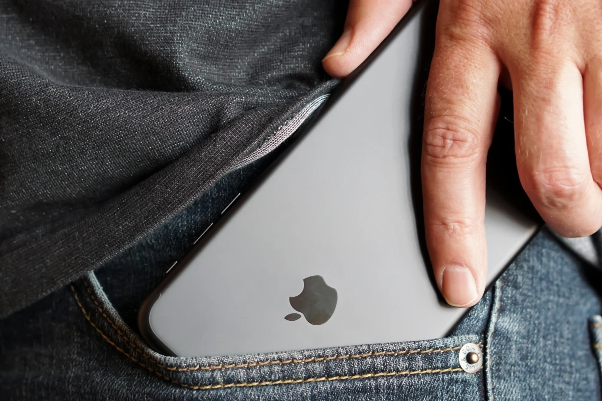 New Atlas reviews the iPhone 7 Plus, which adds a little more than size this time
