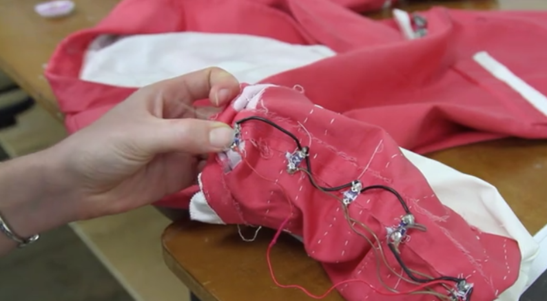 NAVIGATE jacket brings GPS to life with LED lights and haptic feedback