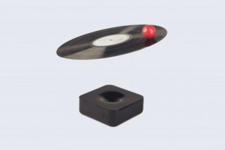 Magnets and the will of God are the only thing keeping that precious vinyl afloat