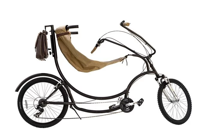 The BananaHama Urban, with optional briefcase mount