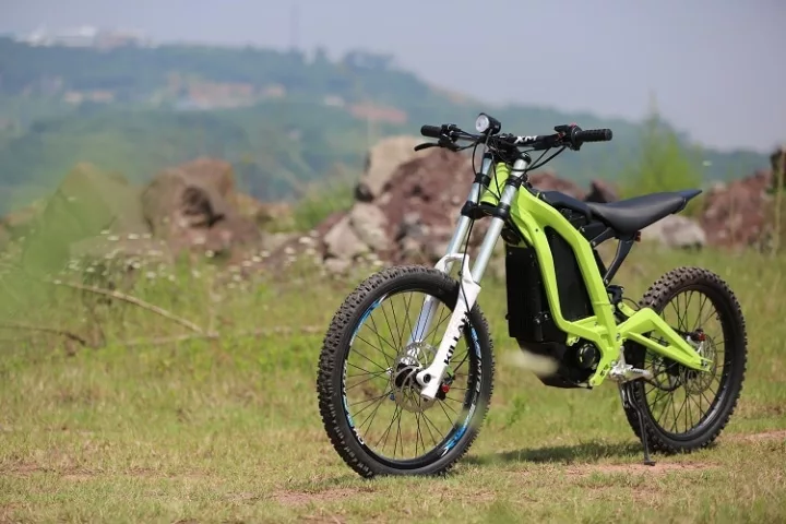 The Luna Sur-Ron (or Sur-Ron Light Bee) looks quick, lightweight, and very affordable ... and classifies as an e-bike