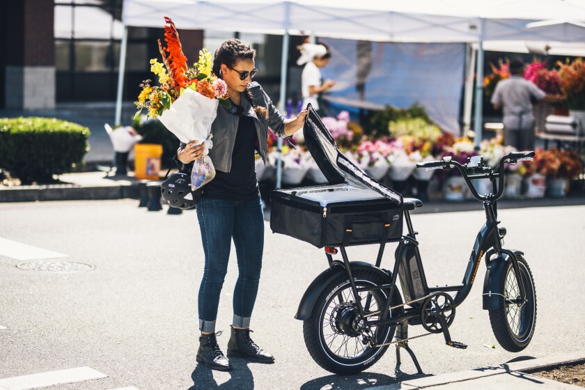 Rear rack can carry up to 120 lbs