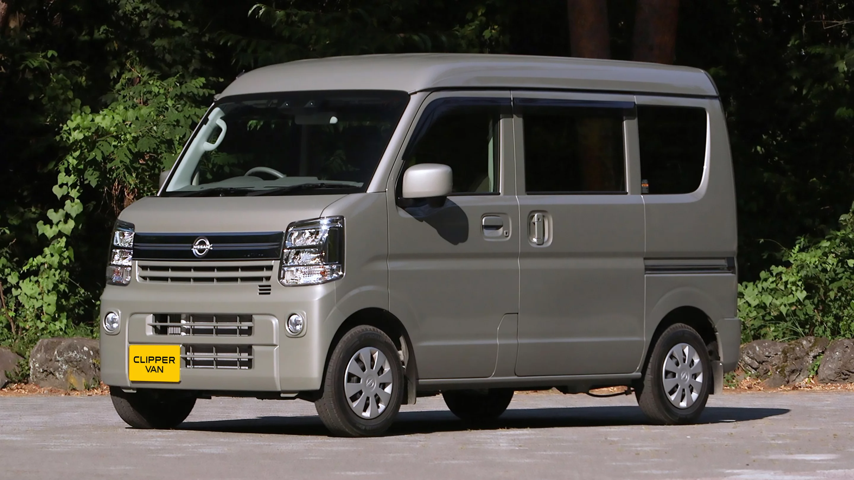 The Clipper Van Multi-Rack brings serious versatility to Nissan's small van lineup