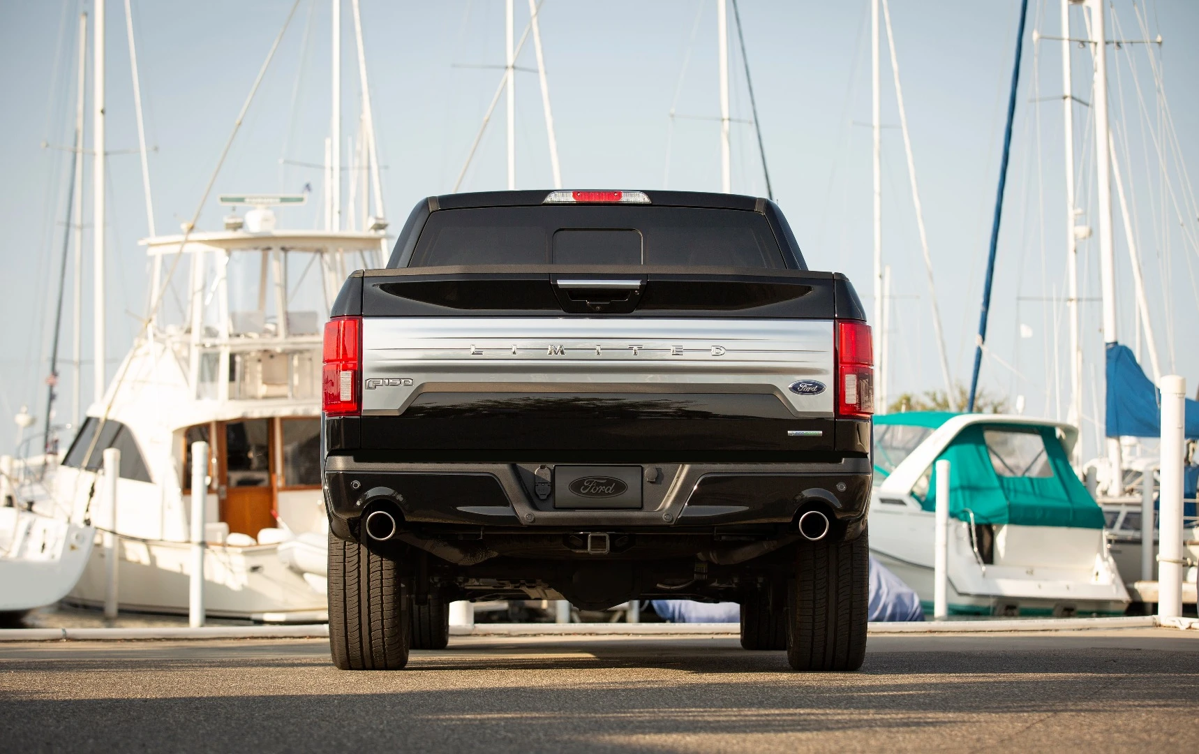 2019 Ford F150 Limited: new dual exhaust system is integrated into bumper cutouts