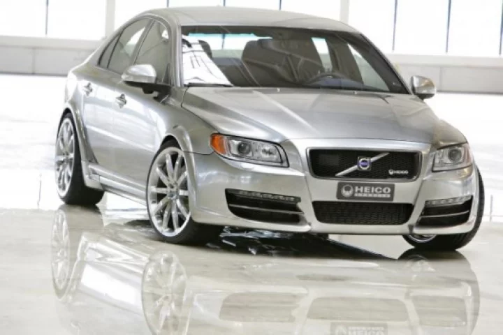 Volvo S-80