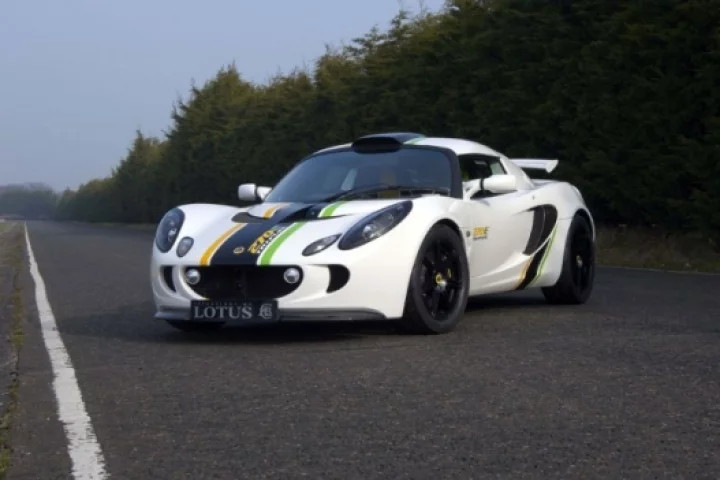 The Lotus Exige 270E Tri-fuel (petrol, ethanol, methanol) was one of Lotus’ first research steps into understanding the complex combustion process when running on alcohol fuels.