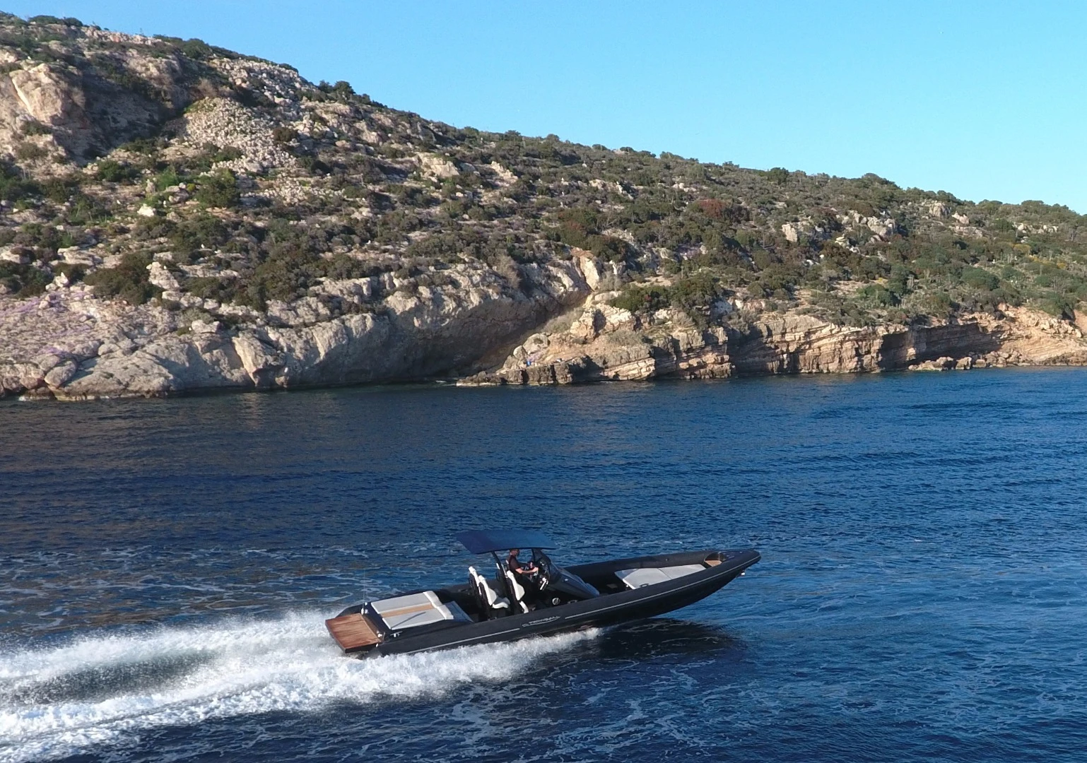 Options abound on the Technohull Sea DNA 999 for the bow, stern and engines