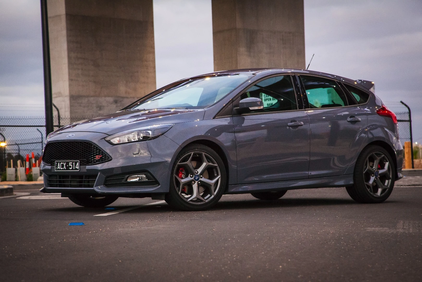 There are definite touches of the boy-racer about the Focus' design, but we're big fans of the way it looks