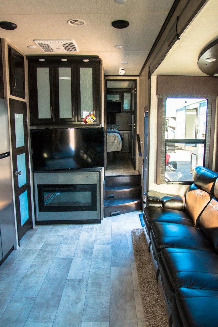 The expanding section greatly adds to the roomy interior of the Grand Design Momentum Fifth Wheel