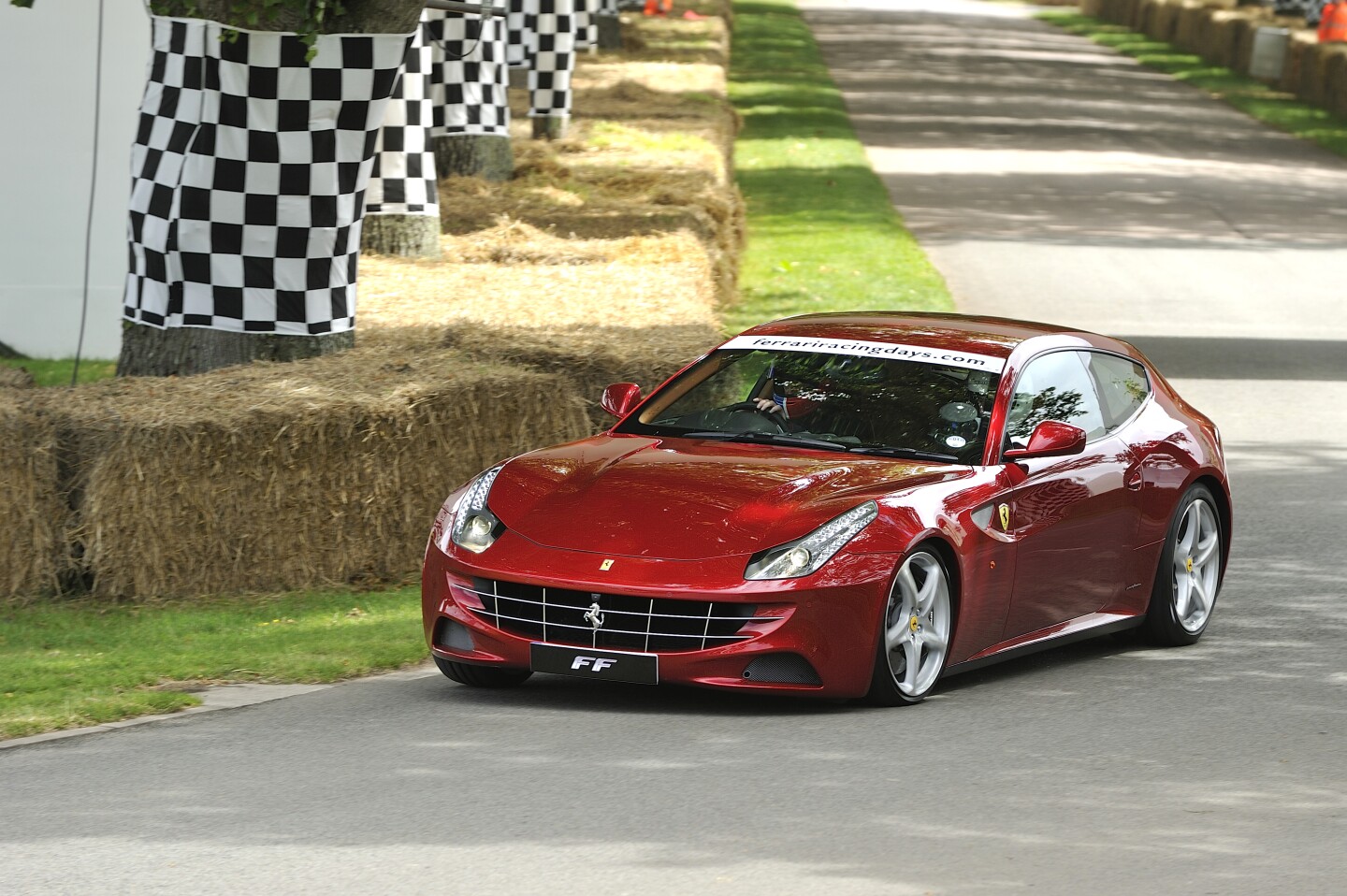 Ferrari FF