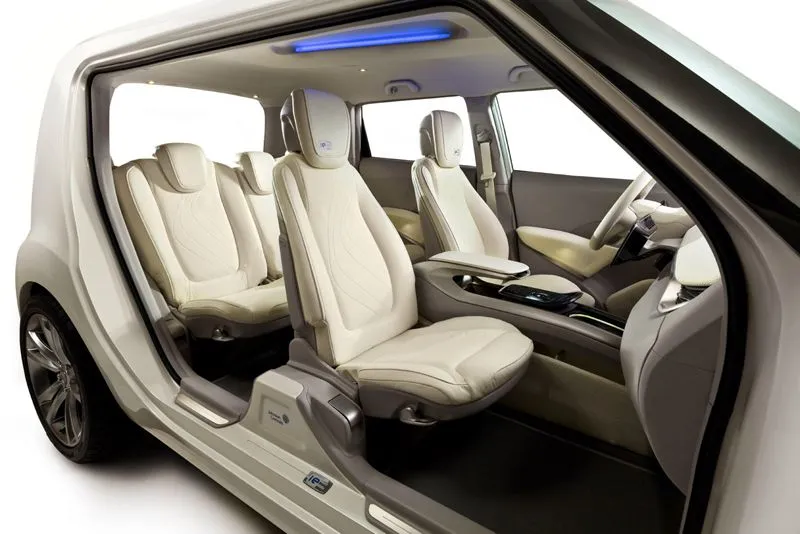 Johnson Controls' ie:3 demonstrator car is the company's showcase for new technologies in efficient, lightweight automotive interiors