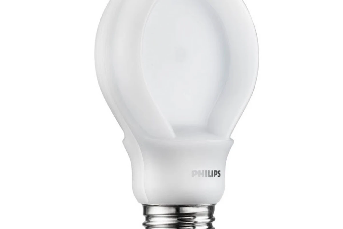 Philips' new 75-watt equivalent SlimStyle LED light bulb
