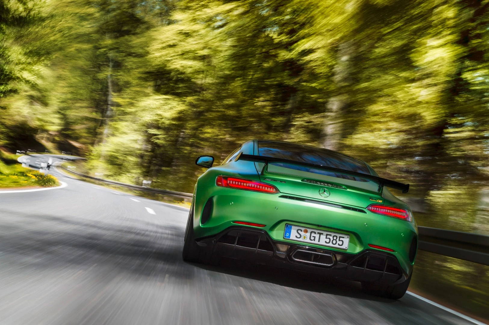 The all-new Mercedes-AMG GT R