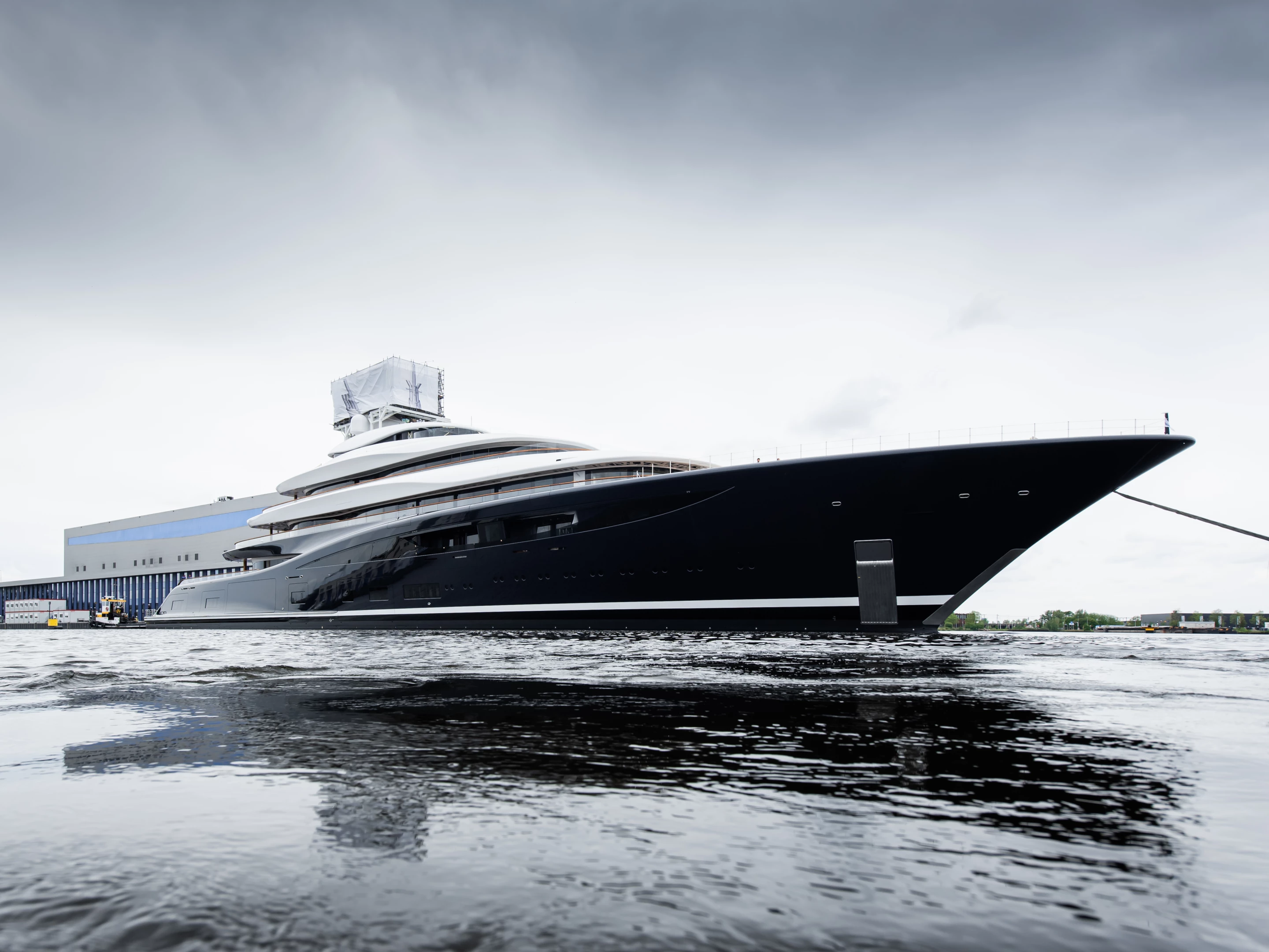The hydrogen superyacht