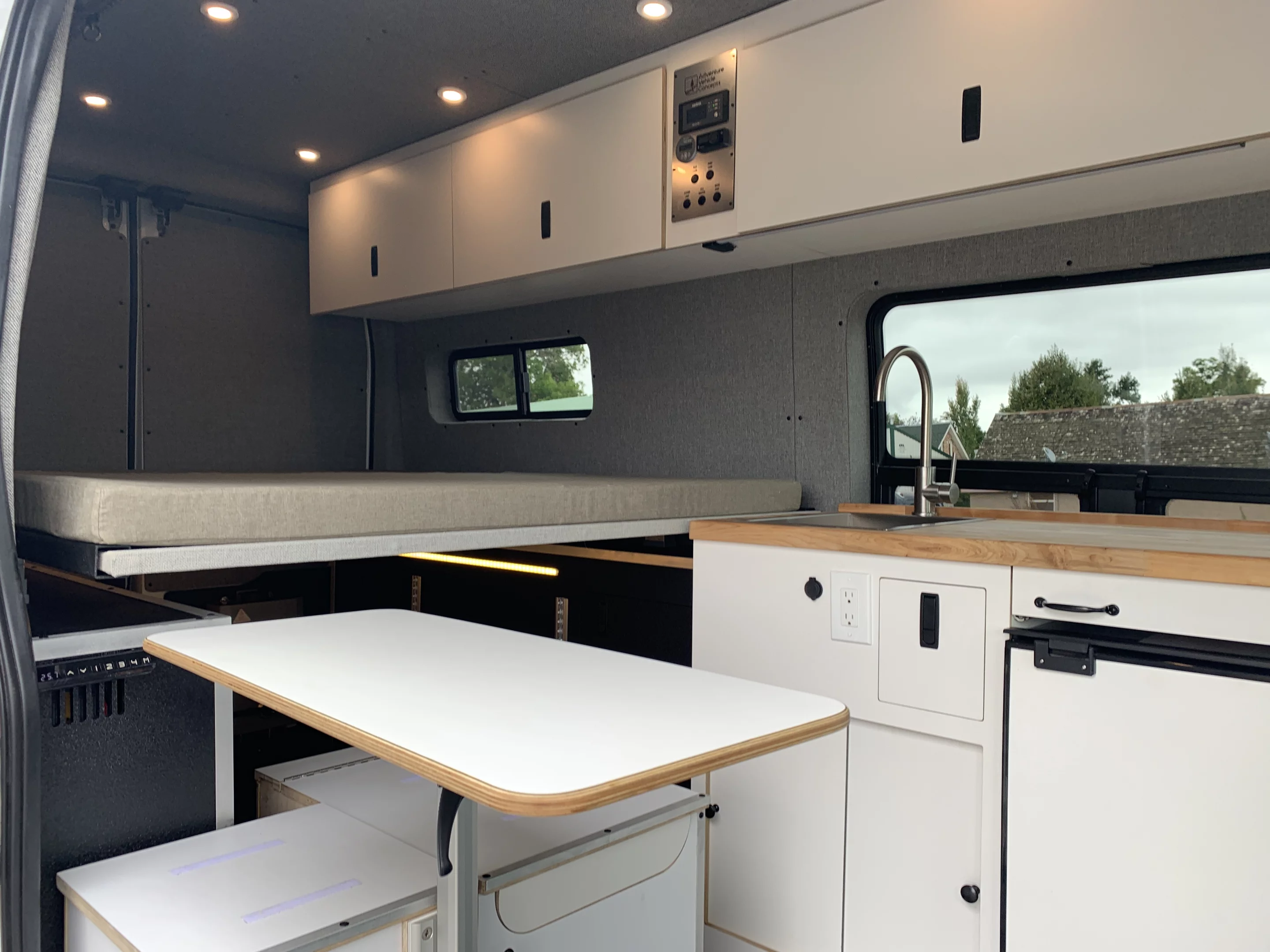 This Gear Hauler includes a small work/dining station, a feature that is not shown in the official floor plan diagram