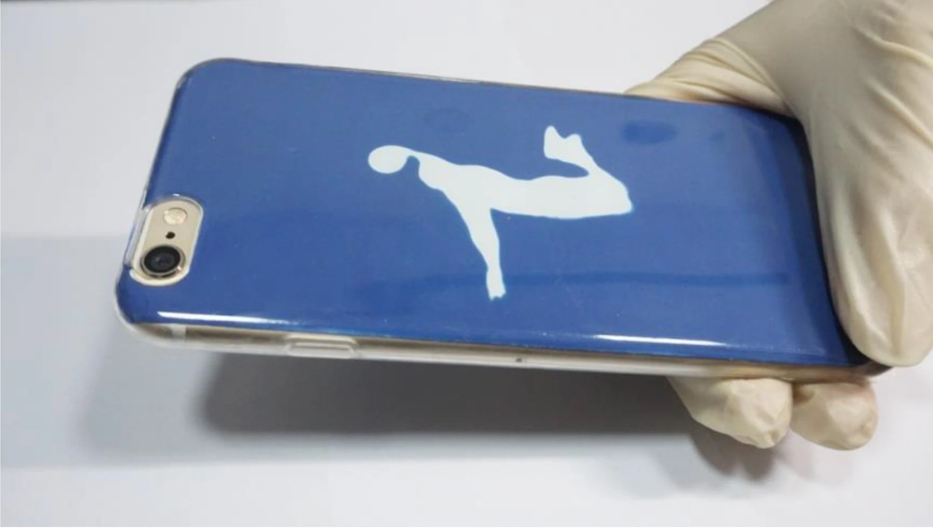 A piece of the paper was used to create a rewritable smartphone case