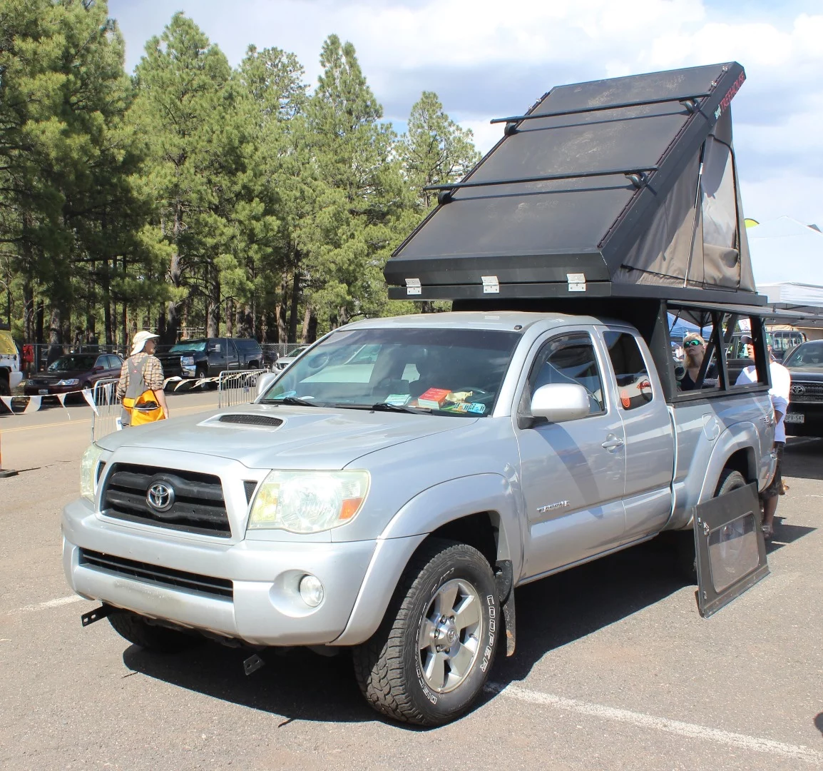 Another light, sleek pickup camper, the Snap Treehouse ...