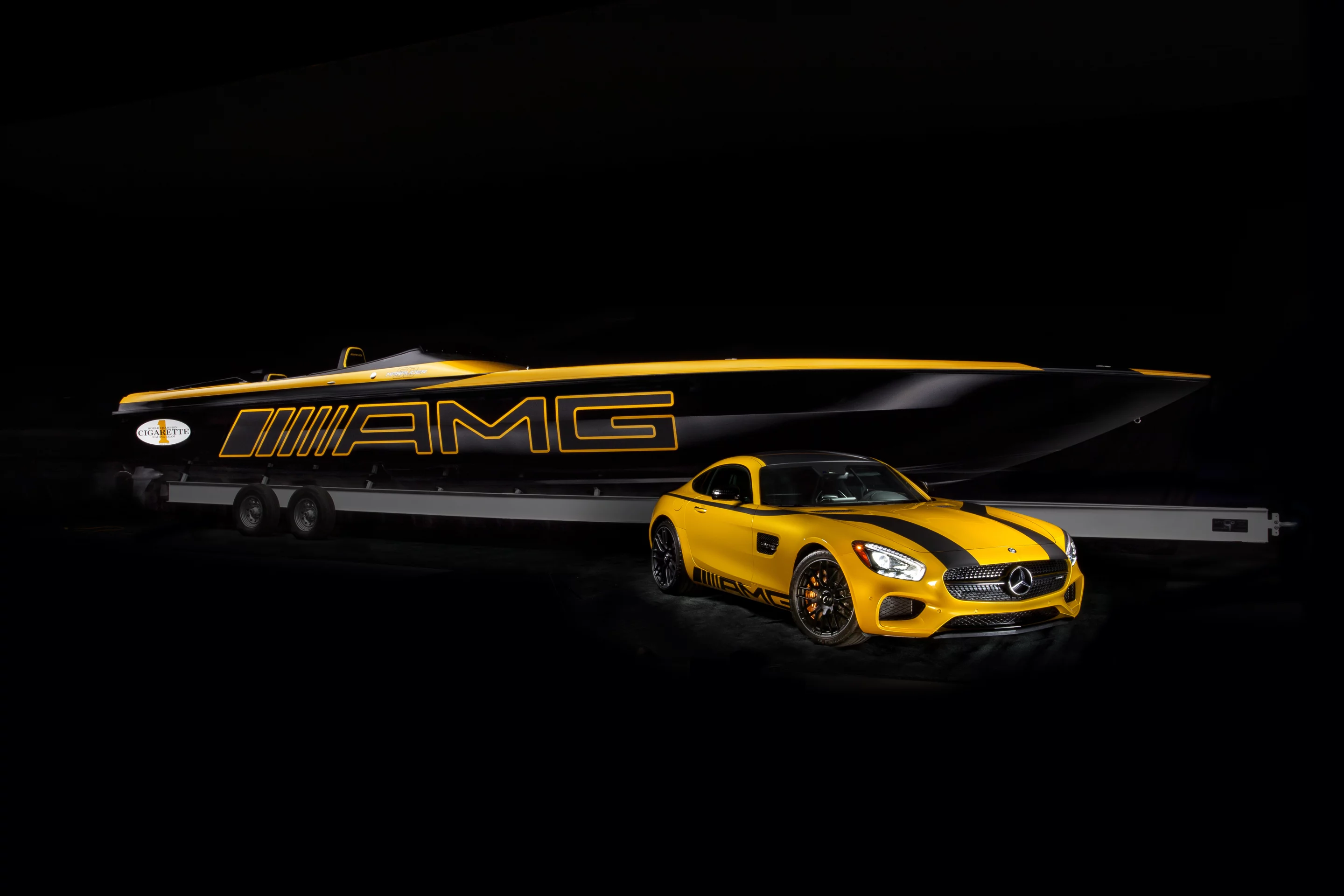 Mercedes and Cigarette present the 50 Marauder GT S and a specially painted GT S car to match