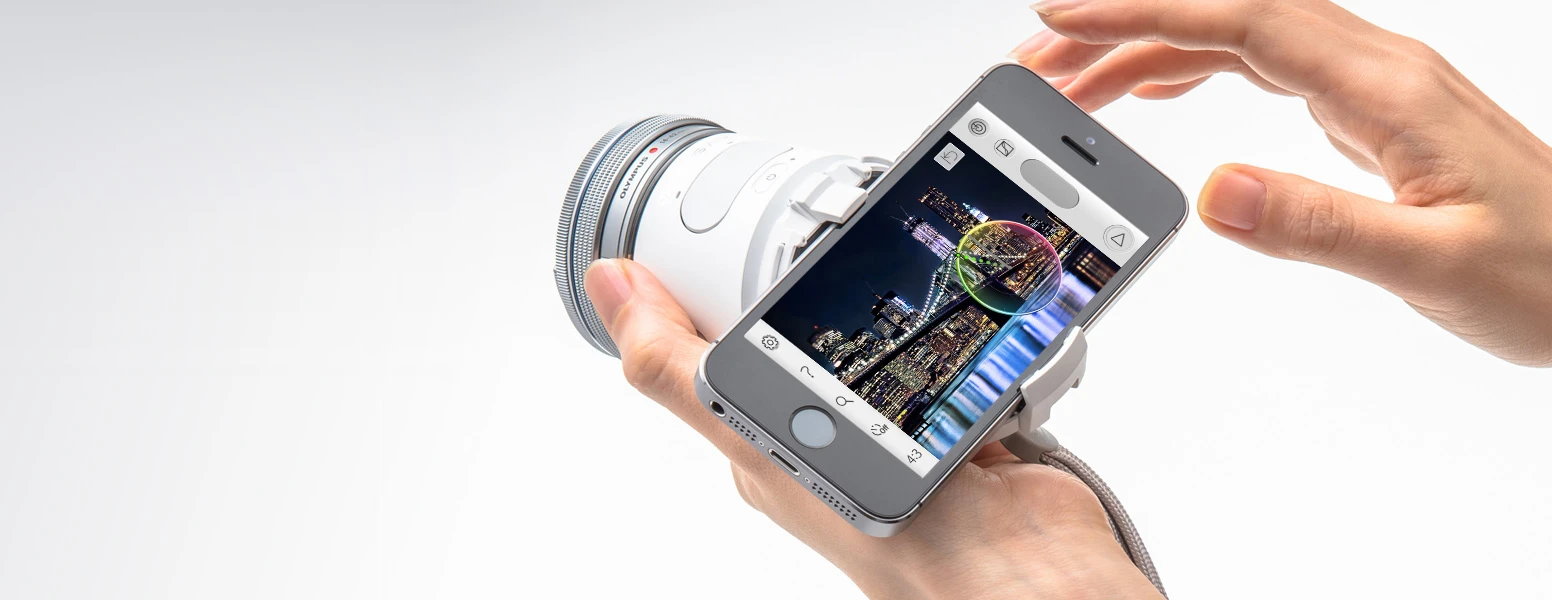 The Olympus Air A01 lets users take DSLR-like images and use interchangeable lenses with their smartphone