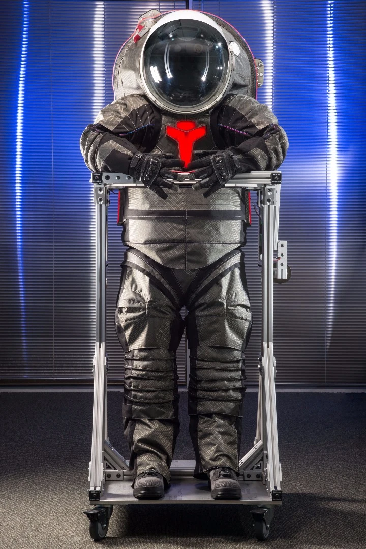 Z-2 suit