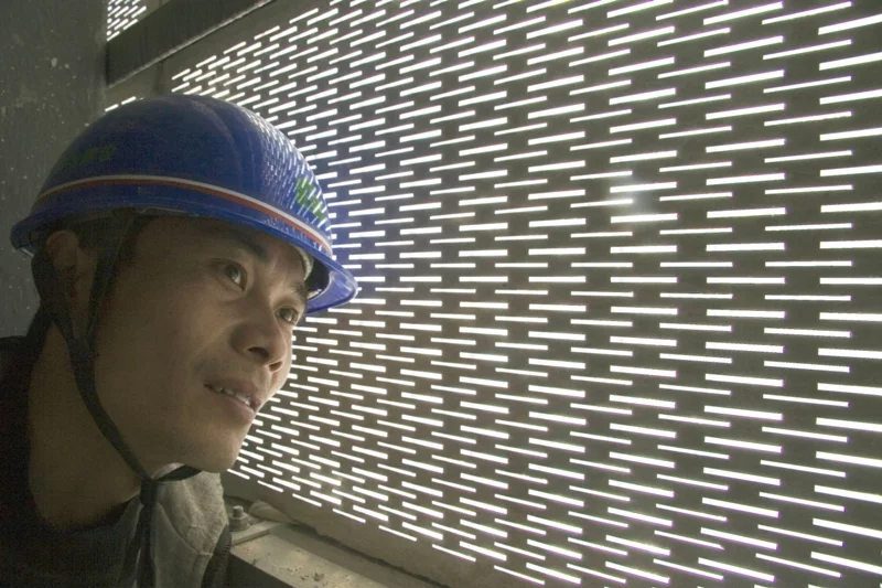 Italcementi's i.light being installed at the Italian pavilion at Expo 2010 (Photo: Italcementi)