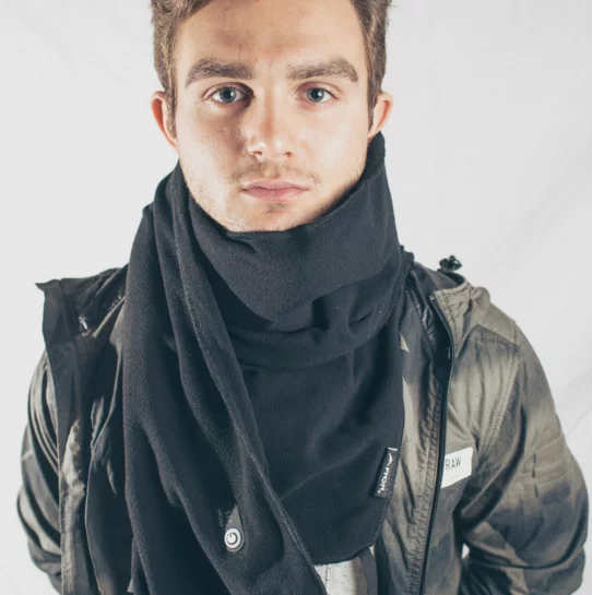 FNDN heated scarf