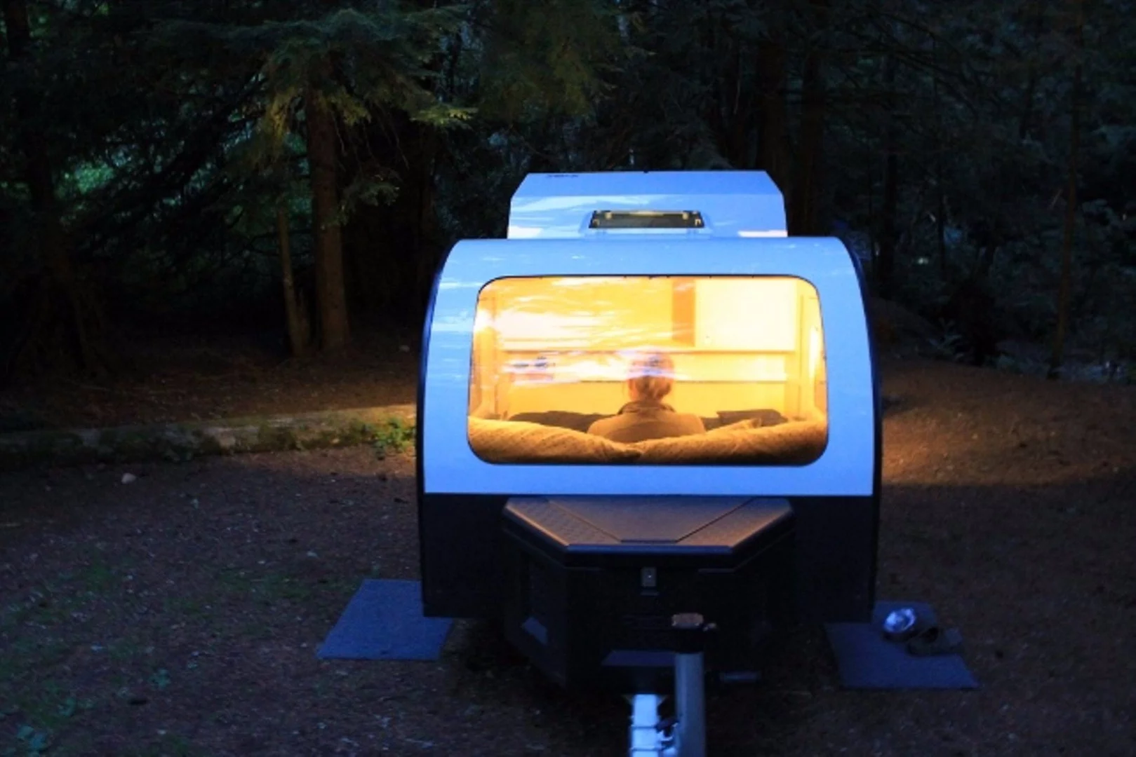 Droplet teardrop trailer