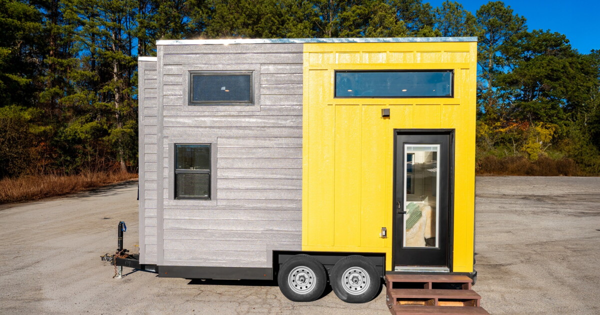$39k tiny house fits full-time living into 16 ft length