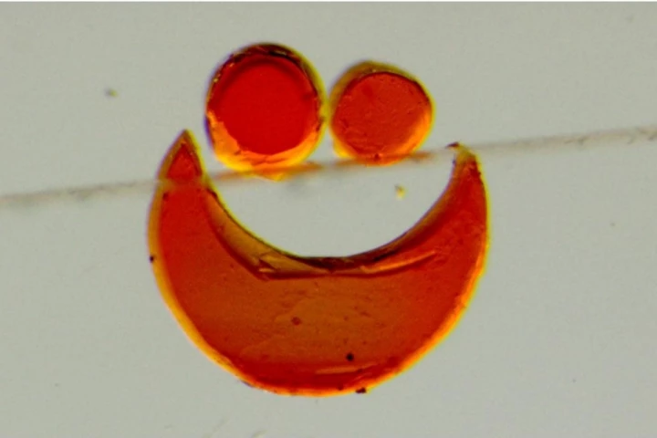 Researches have successfully resuscitated non-oscillating BZ gel in a development that could help pave the way to robots with a sense of touch