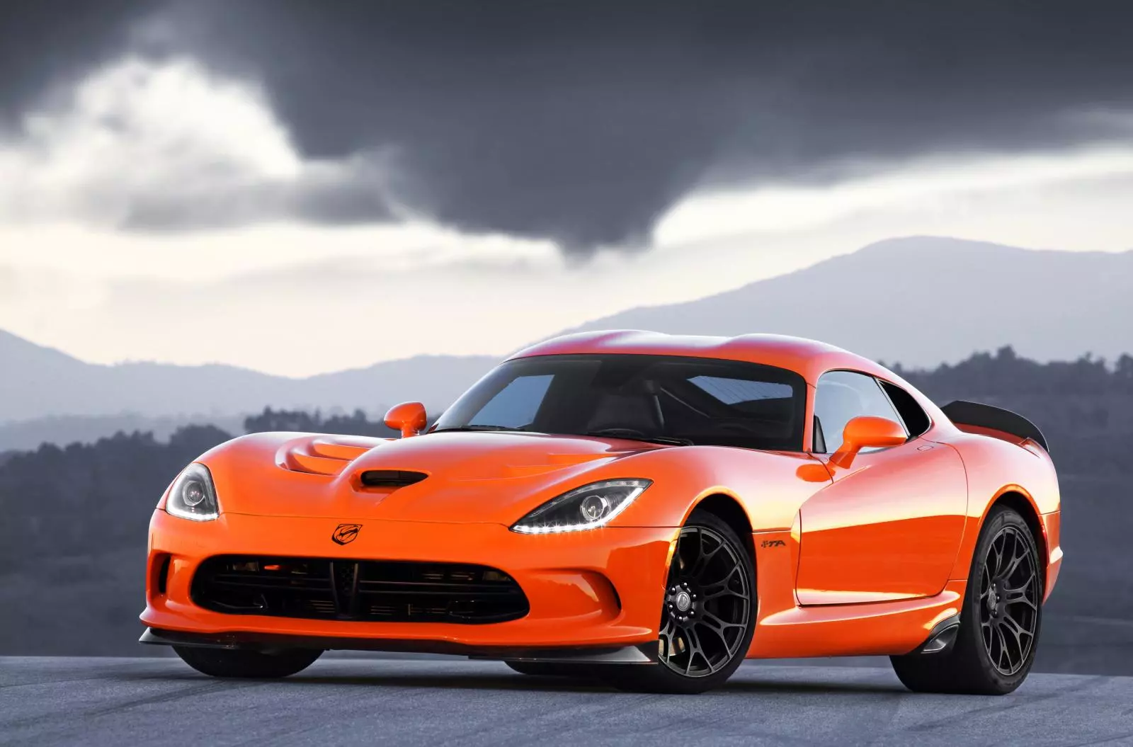 SRT will show the new Viper TA at the New York Auto Show