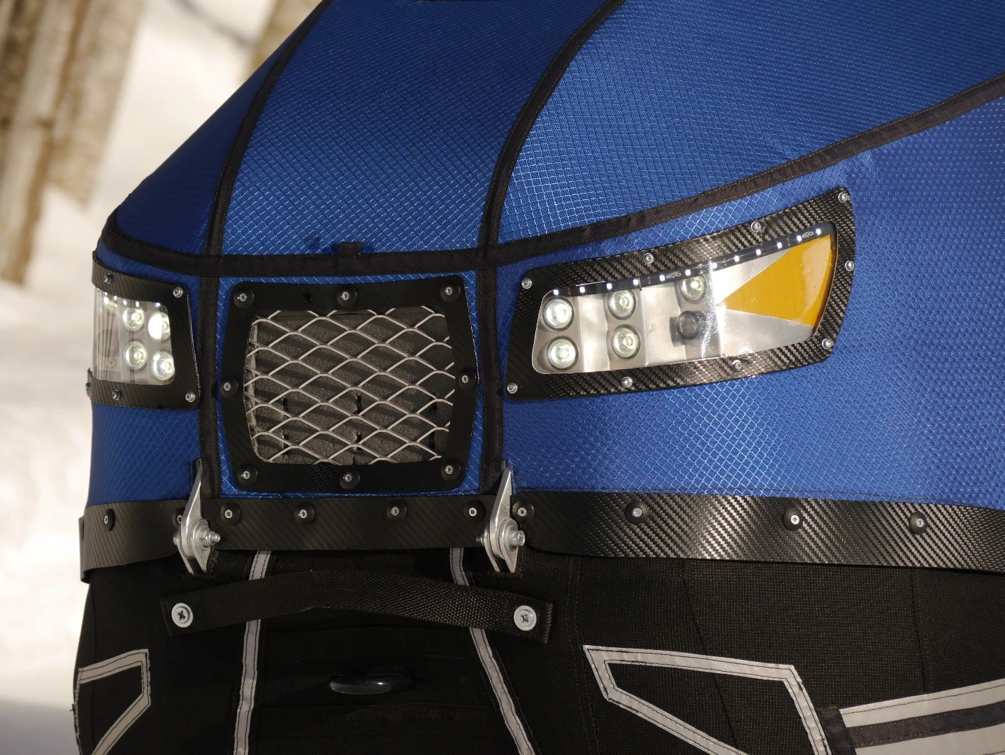 The PodRide features full LED lighting