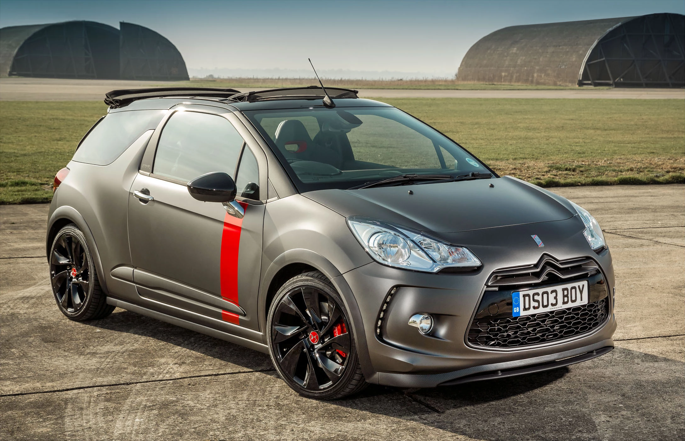 The Citroen DS3 Cabrio Racing