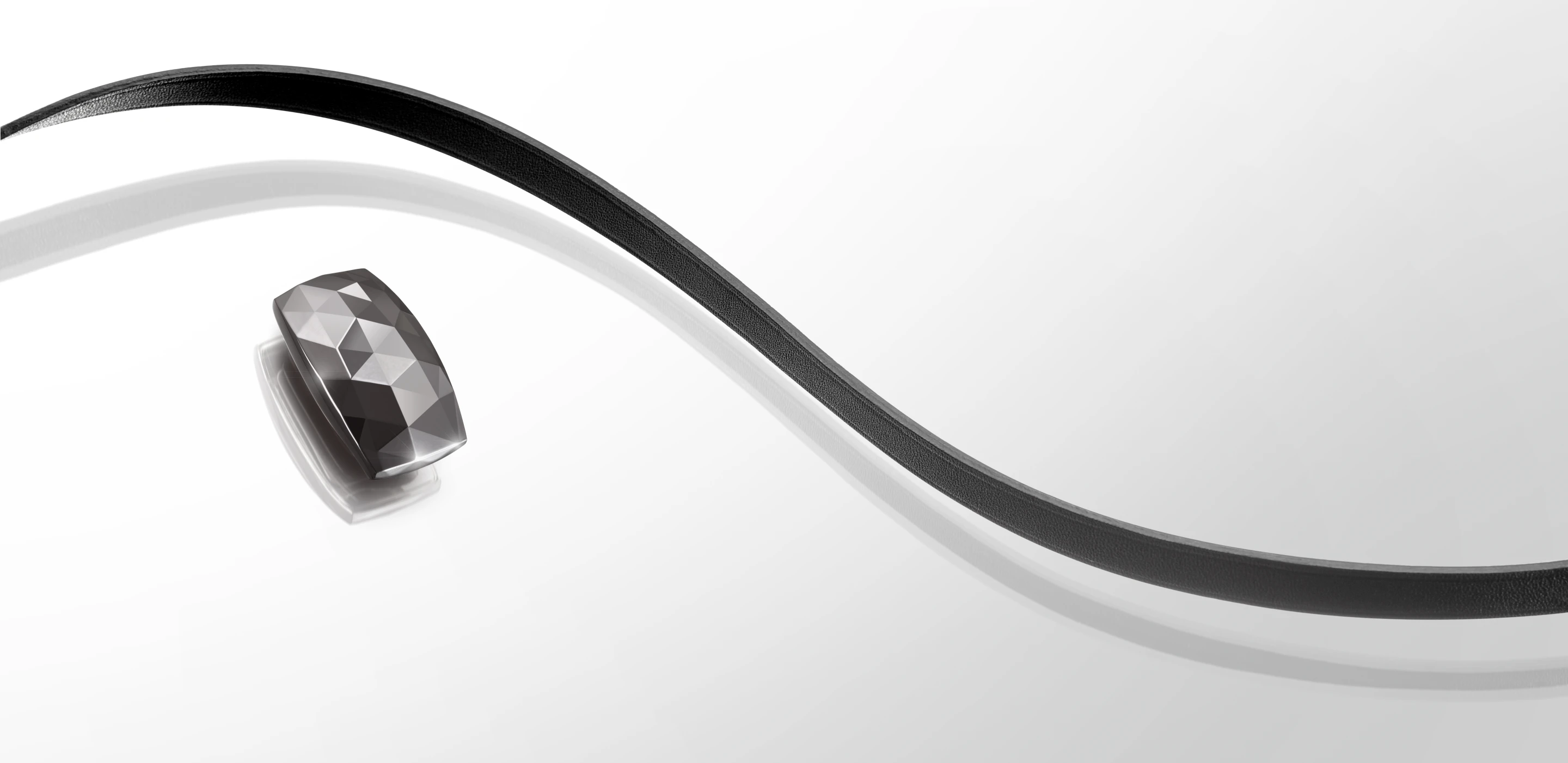 Netatmo claims the JUNE is the first product of its type to be designed as a fashion item