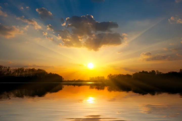 Do "plasmonic nanostructures" hold the key to next-generation solar power? (Photo: Shutterstock/Pavelk)