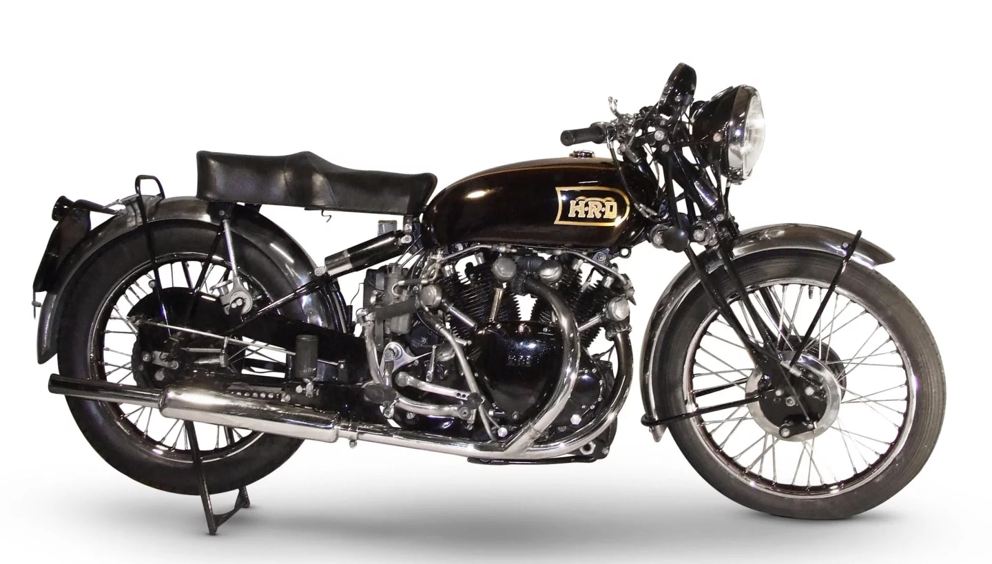 This 998cc 1949 Vincent-HRD Series C Black Shadow sold for €51,750 (US$59,153). Tres cheap, IMHO.