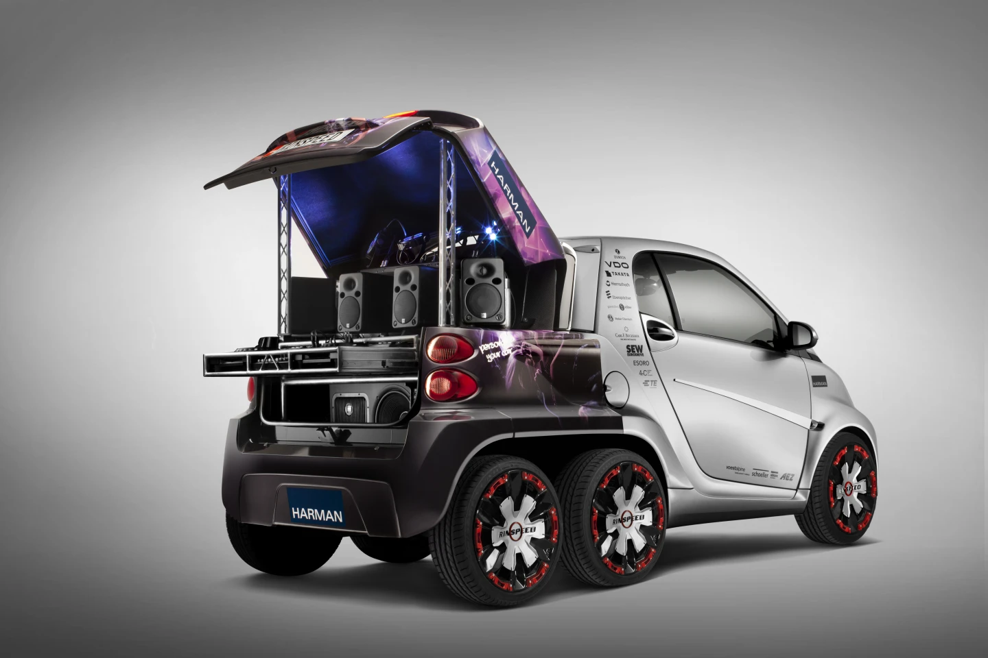 Can an electric car host a disco?